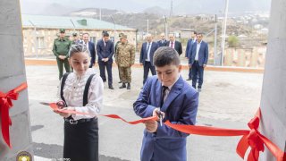 ՀՀ քննչական կոմիտեի զինվորական քննչական գլխավոր վարչության 6-րդ կայազորային քննչական բաժինը հիմնանորոգված վարչական շենք ունի․ բացման արարողությանը մասնակցել է ՀՀ քննչական կոմիտեի նախագահը (տեսանյութ, լուսանկարներ)